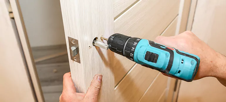 Old Door Knob Repair in Alameda, CA